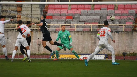 TRIJUMF NA "ČAIRU" Fudbaleri OFK Beograda pobedili Radnički iz Niša 