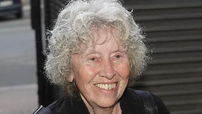 EVO KOLIKO GODINA IMA EVA RAS! Šokiraćete se kada čujete, gazi 9. deceniju!