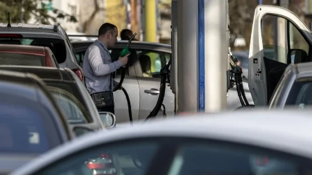 DIVLJAJU CENE DIZELA U EVROPI Ovako skupo nije bilo GODINAMA!