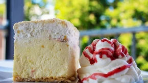 Francuska krempita miriše na ljubav Jede se parče po parče, sve do mučnine