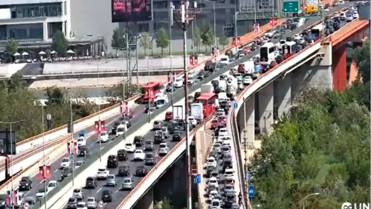 Kolaps u Beogradu! Grad blokiran, ove rute odmah zaobiđite!