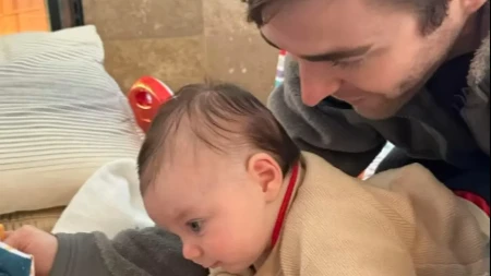 Ovaj tata je pokazao šta navike znače za bebe: „Ponosan sam, sam je to uradio“