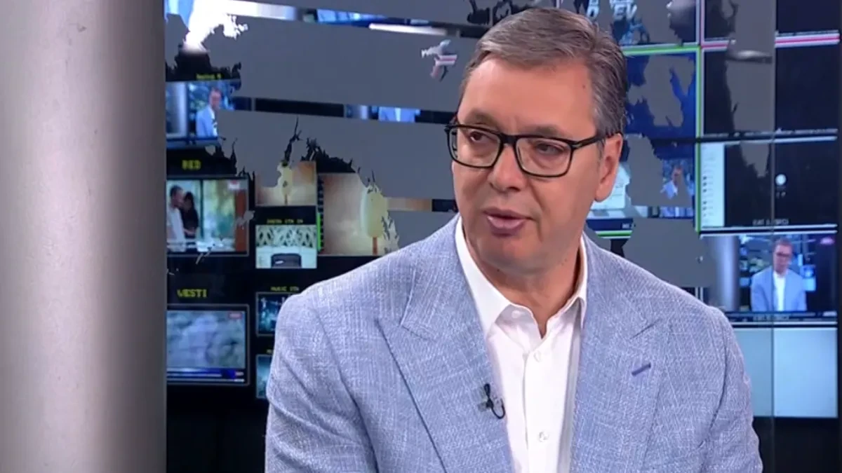 Vučić odbrusio MMF-u: Ne damo da inflacija uništi građane!