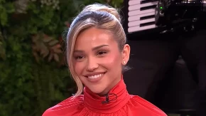 Razrešila misteriju! Breskvica priznala koliko je zapravo viskoka, niko nije mogao da pogodi ni približno (FOTO)