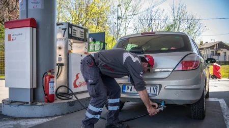 Vlada Srbije donela odluku: Pušta još 30.000 tona dizela iz rezervi, akcize niže 25 odsto