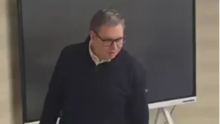 „PICULA IM JE PREČI OD SRBIJE!“ Vučić o licemerju opozicije: Sa strancima mogu, sa mnom neće!