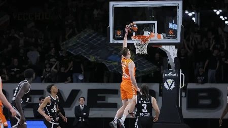 NESTVARNA UTAKMICA KOŠARKAŠA VALENSIJE Nejt Rivers MVP 35. kola Evrolige