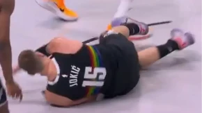 NAMERNO ILI NE? Vembanjama raskrvario Jokića! Srbin ostao da leži (VIDEO)