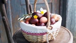 Zaboravite veštačke boje: Kafa pravi najlepša vaskršnja jaja ikada