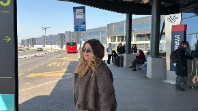 "VIDEO SAM IH KAKO VODE LJUBAV" Gazda kafane iz Beča raskrinkao poznatu pevačicu i njenog kolegu