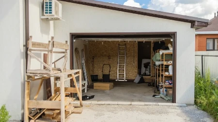 Garaža skuplja od stana? Građani besni zbog cena u ovom gradu na Balkanu