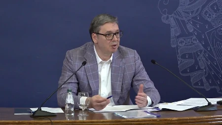 "U ZEMLJI U KOJOJ SAM JA PREDSEDNIK NIKO NEĆE DA UBIJA STUDENTE" Vučić o izjavi ministra Bratine: Moje lično izvinjenje