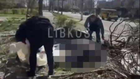 HOROR U HERSONU! Granate raznele zgrade, mrtvi civili i ranjeni na sve strane!