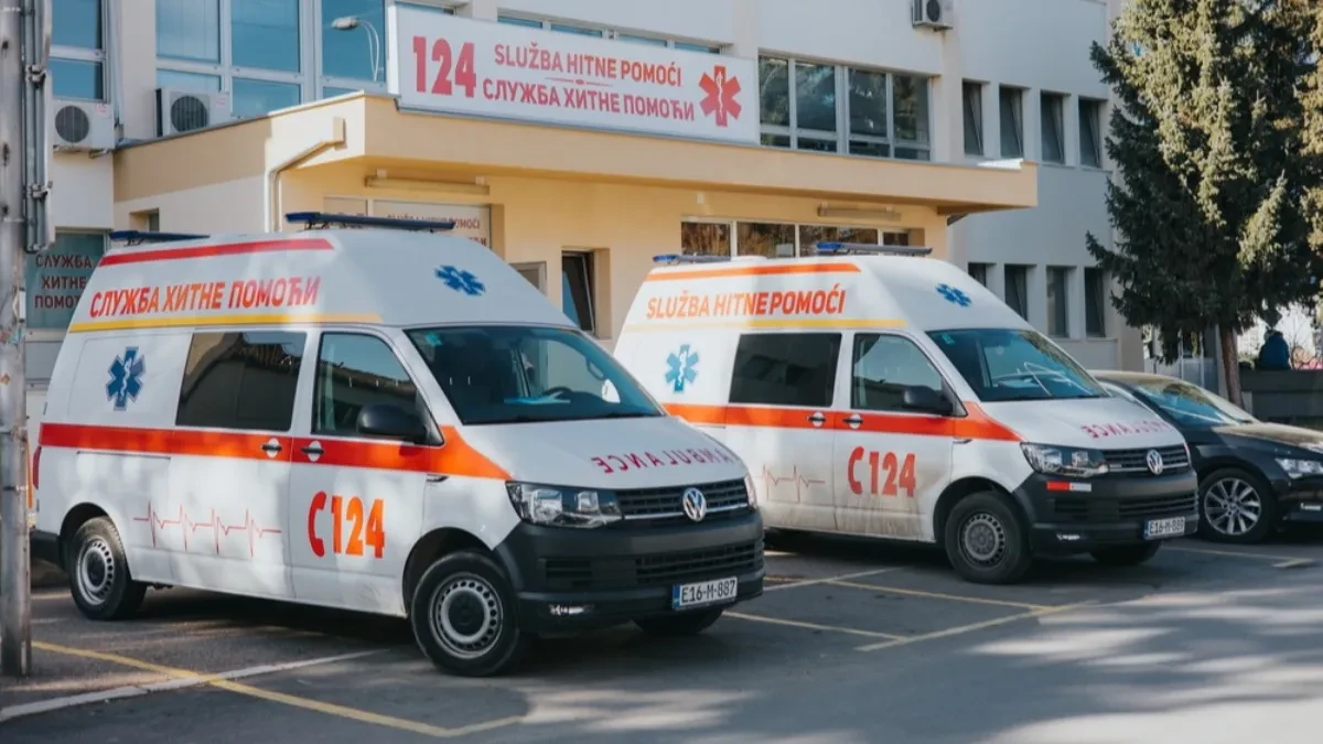 MLADIĆ (29) PREMINUO POSLE UDESA U stravičnoj saobraćajnoj nesreći teško povređena devojka (18)