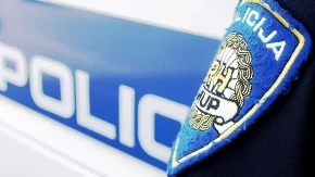 MLADIĆ S MAČETOM UPAO U ŠKOLU Pretio đacima, evo kako je kažnjen