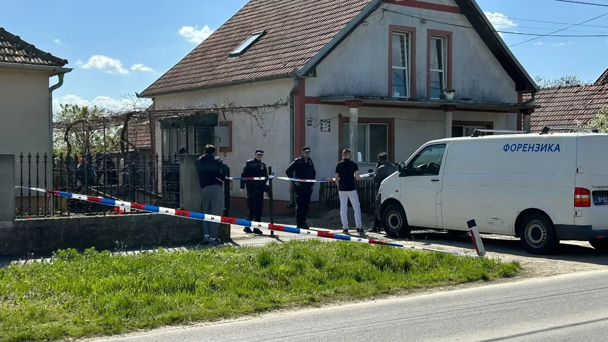 "PODSTANAR RAZBIO STAKLO NA VRATIMA, PA UGLEDAO UGLJEŠIN LEŠ" Ovo je kuća u kojoj je Nemanja usmrtio muškarca kod Surčuna (FOTO/VIDEO)