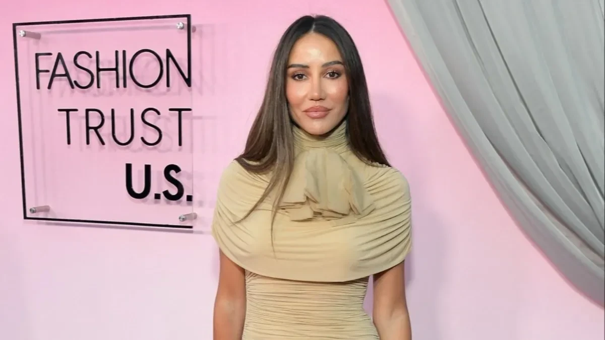 Sve su dobro obučene, ali naše devojke oborile sa nogu sve: Šeron Ston u drugom planu kada su se pojavile Tamara Kalinić i Nina Seničar