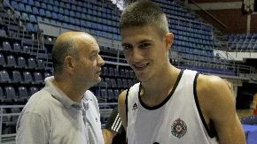 "NAJVEĆI MEĐU NAJVEĆIMA" Kapiten Partizana se oglasio zbog smrti Duška Vujoševića"