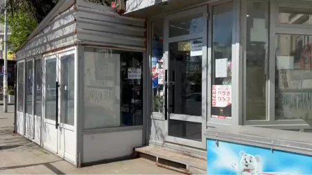 ZBOG POHLEPE DEČAK POČINIO KRVAVI PIR Detalji stravičnog zločina u Obrenovcu, HTEO DEDINE KUĆE 