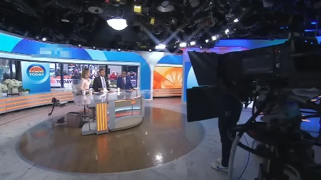 Voditelj šokirao koleginicu: Usred javnog prenosa rekao nešto što nije smeo, kako je samo mogao?