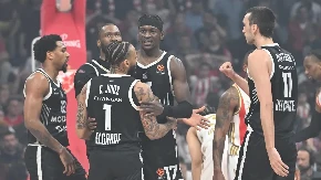 EFES - PARTIZAN Crno-beli žele sedmu uzastopnu pobedu u Evroligi