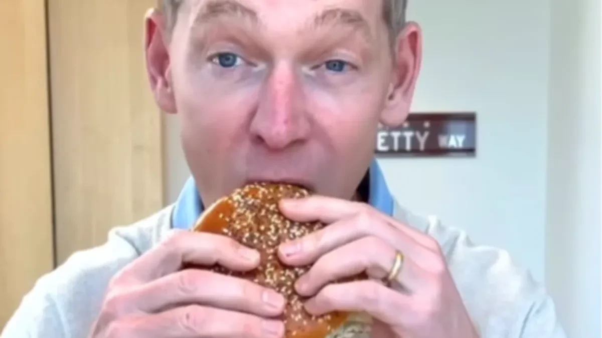 "Moja mama je kriva za sve" - konačno se oglasio šef Mekdonaldsa povodom katastrofalnog nastupa