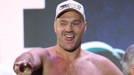 SPEKTAKL U LONDONU Tajson Fjuri se vraća u ring, evo kada se bori protiv Mahmudova