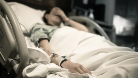 TIM BILDING IZ PAKLA: Platili 500.000 dolara, direktor završio na infuziji, zaposleni pojeo tarantulu, a koleginica sela na mravinjak