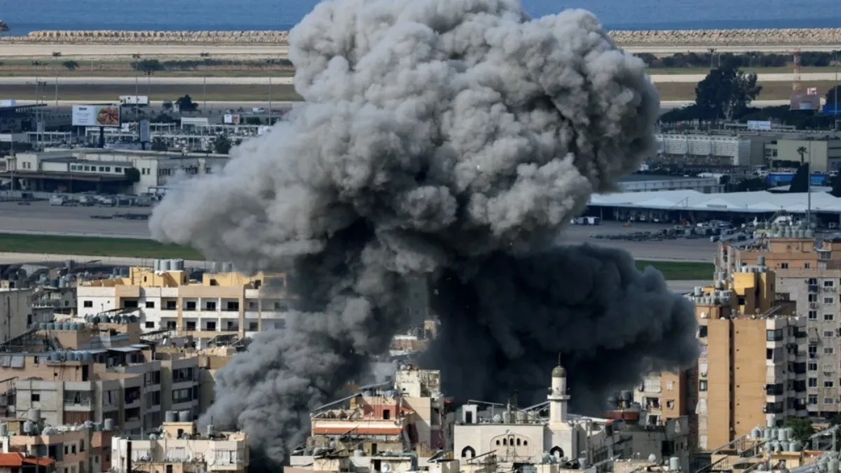 MINISTAR JEDVA IZVUKAO ŽIVU GLAVU! Za dlaku izbegao tragediju, drama u Bejrutu!