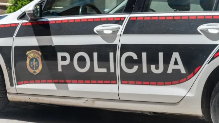 Žena ubijena u pucnjavi: Krvavi Prvi maj u naselju Dobrinja, povređen brat žrtve