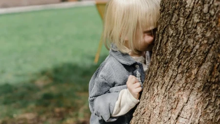 Zašto je igranje žmurki važnije nego što mislite: Igra koja je više od igre