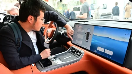 Ormuski moreuz parališe celu industriju - električni automobili suočeni sa velikim problemom