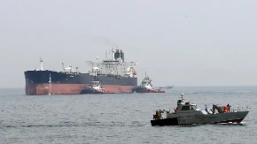 Iran matirao Ameriku u Ormuzu! Pomorska strategija Teherana rasturila planove Vašingtona