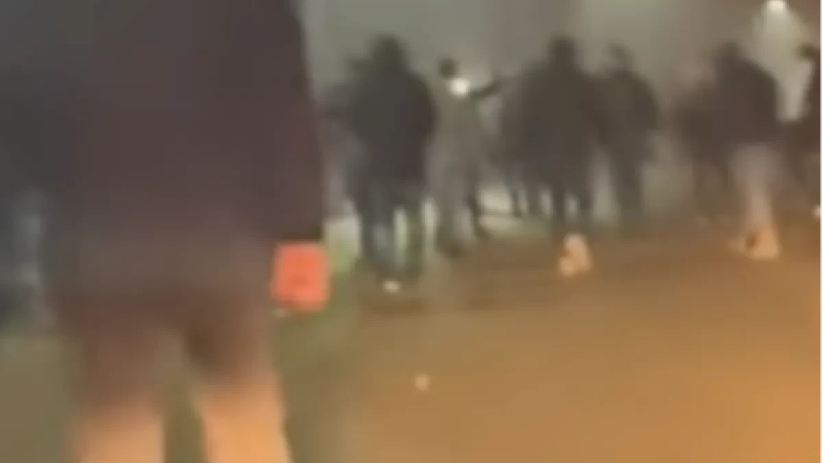 Sedam policajaca povređeno tokom intervencije! Uhapšeno 20 ljudi iz Čačka
