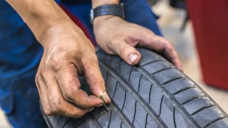 "Uništeni automobili nisu moj problem" - penzioner genijalnim trikom rasterao bahate vozače