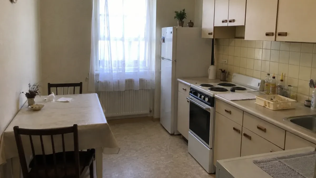 Od oronule i mračne kuhinje napravila pravo malo remek-delo: Ljudi gledaju fotografije u neverici!