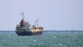 Kineski džin presekao Ormuz - dva miliona barela nafte krenula kroz najvažniji prolaz