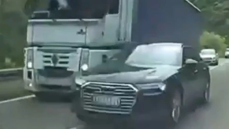 Umalo tragedija na Ibarskoj magistrali: Pogledajte šta je uradio vozač "audija", traže se najstrože sankcije (VIDEO)