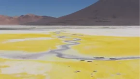 Šareno jezero na 4000 metara izgleda kao da je sa druge planete Mnogi ne veruju da su ove fotografije - stvarne