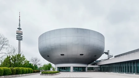 Promena na vrhu auto-industrije - Srbin na čelu nemačkog BMW-a