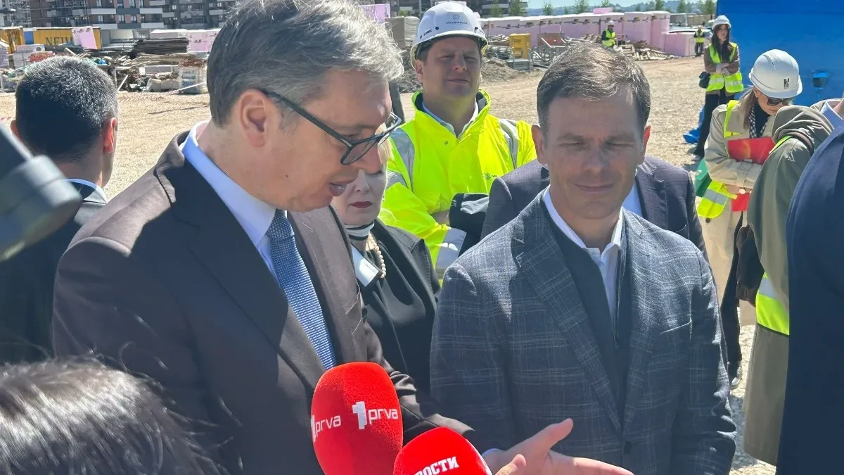 "Beograd postaje svet, već imamo desetine predsednika koji dolaze" Vučić obilazi radove na EXPO (VIDEO)