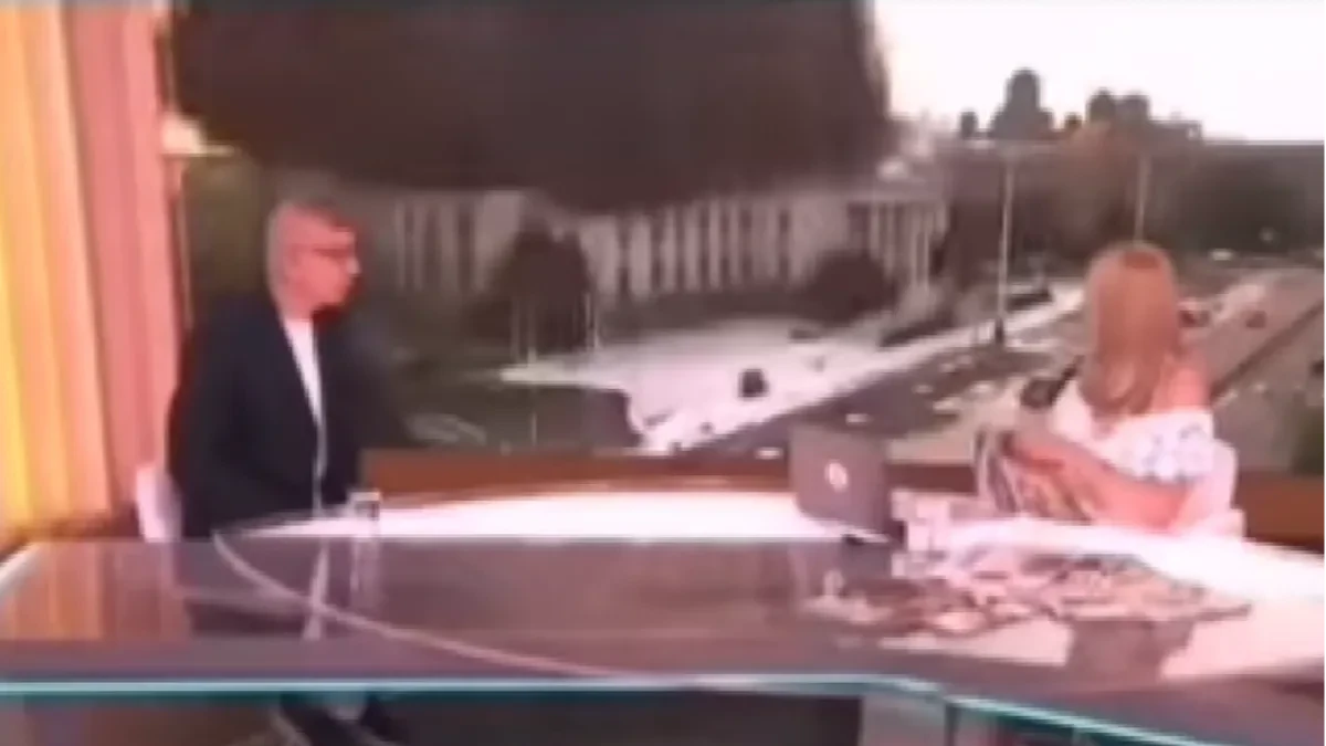 Svi su skočili sa stolice kada su ovo ugledali u programu uživo! Voditeljka pretrnula od straha!