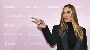 O, neee! Vratile se najružnije papuče koje su bile hit devedesetih: Žene ih razgrabile, već ih nema u prodavnicama