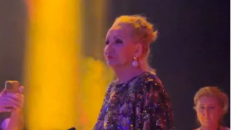 Vesna Zmijanac stala na binu i potresnim govorom se obratila publici, suze teku same!