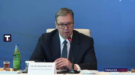 Obraćanje predsednika Srbije: Vučić govori nakon važnog sastanka (VIDEO)