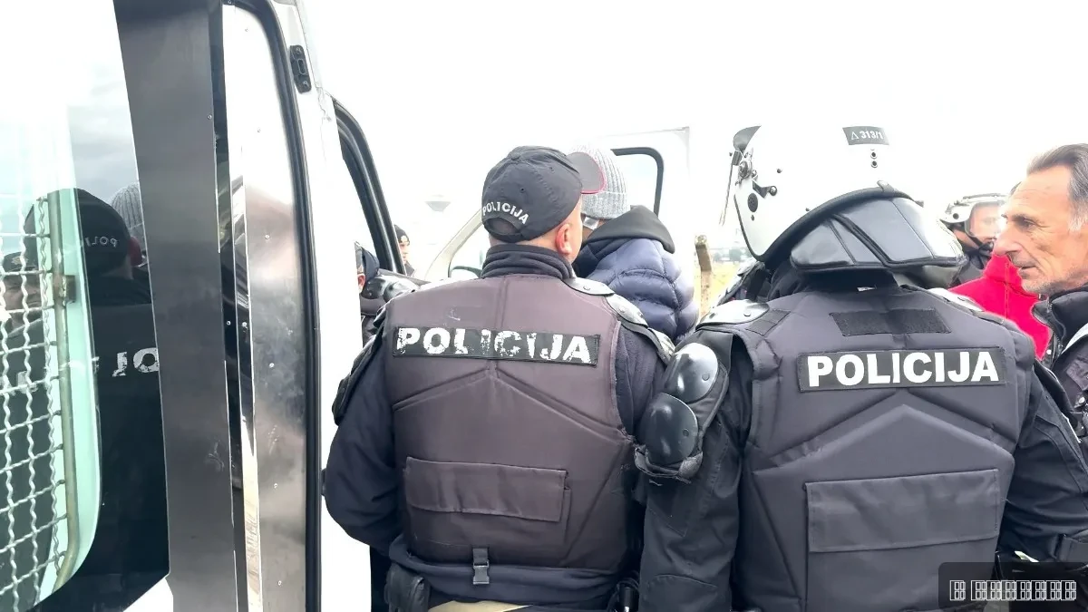 Bežao peške preko granice pa završio u zatvoru: Srpski državljanin (25) uhapšen u Crnoj Gori
