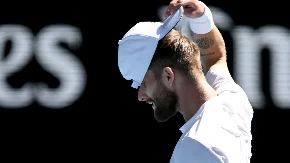 Neverovatna scena na terenu: Tenis ovako nešto ne pamti, poznati igrač skinuo šorts