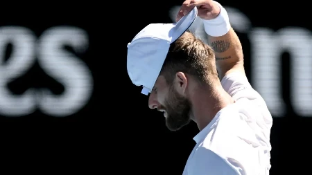 Neverovatna scena na terenu: Tenis ovako nešto ne pamti, poznati igrač skinuo šorts