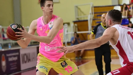 Nagrada za sav trud: Bogoljub Marković dobio automobil od ABA lige za MVP titulu 