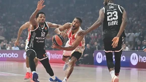 Partizan - Crvena zvezda: Istopljena prednost crno-belih, Nvora vraća goste u igru!